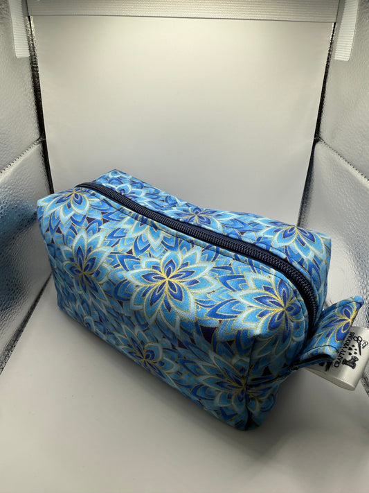 Medium sized travel cosmetic bag - Blue & gold floral